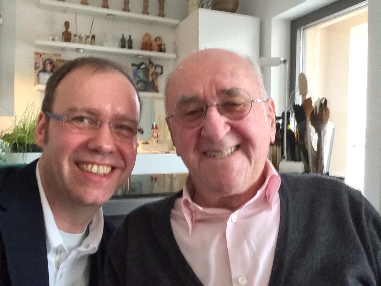 Alfred Biolek hatte Moderator Oliver W. Schulte zum Experten-Austausch zu sich eingeladen