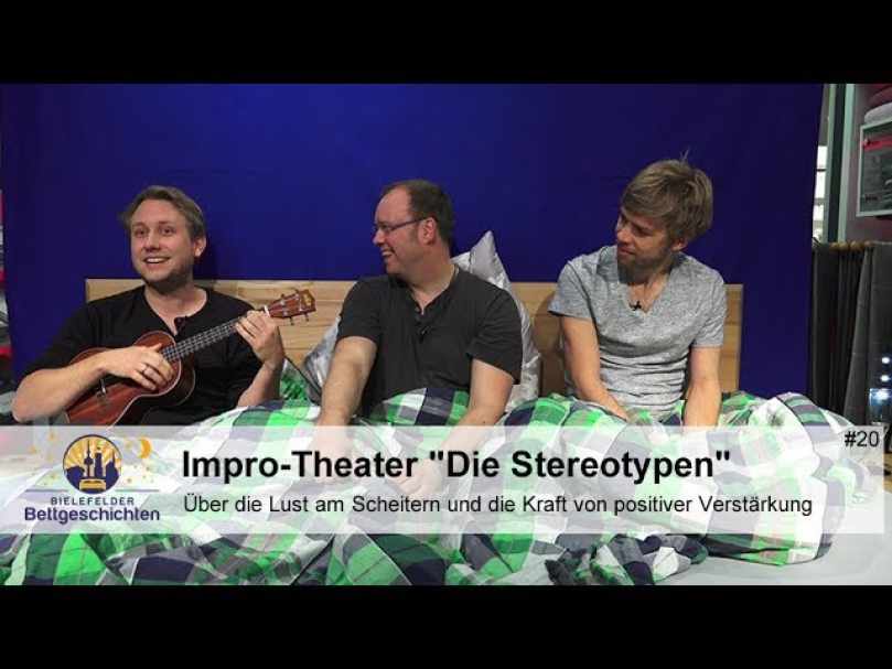 Impro-Theater "Die Stereoypen" im Bett mit Moderator Oliver W. Schulte
