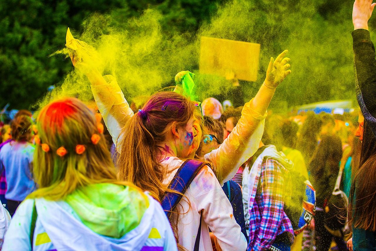 Der Flashmob-Heiratsantrag: Ein unvergessliches Spektakel, das Herzen im Sturm erobert!